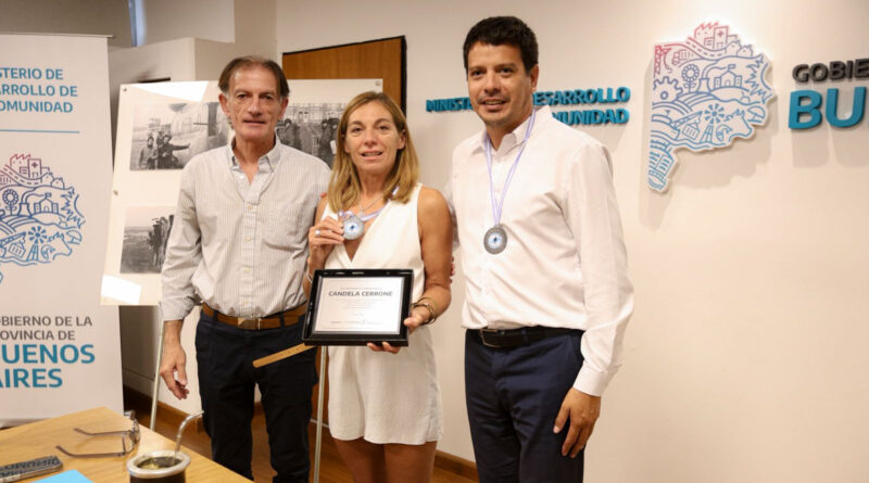 La Provincia reconoció a la atleta que ganó la maratón de las Islas Malvinas