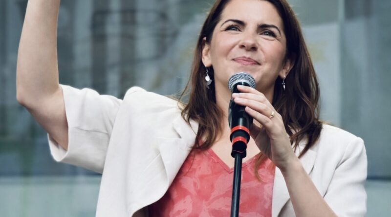 Mariel Fernández impulsa un nuevo sistema de transporte público en Moreno