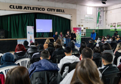 Más de 150 jóvenes participaron de una nueva jornada de Punto Joven en City Bell