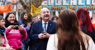 Tauber recorrió las obras avanzadas de la facultad de Trabajo Social