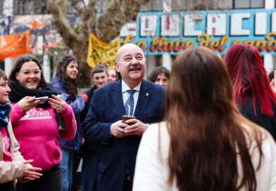 Tauber recorrió las obras avanzadas de la facultad de Trabajo Social