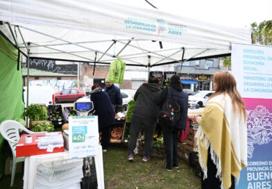 El Mercado de Productores Familiares continúa recorriendo la Provincia