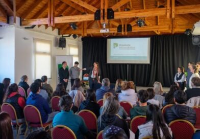 Provincia Microcréditos presentó líneas de financiamiento para emprendedores y comerciantes locales
