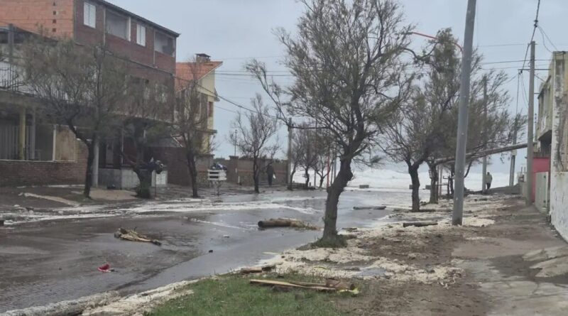 Monte Hermoso avanza con tareas de recuperación tras el nuevo temporal