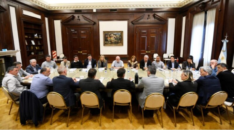 Monte Hermoso firmó con la Provincia un convenio para la compra de bienes de capital